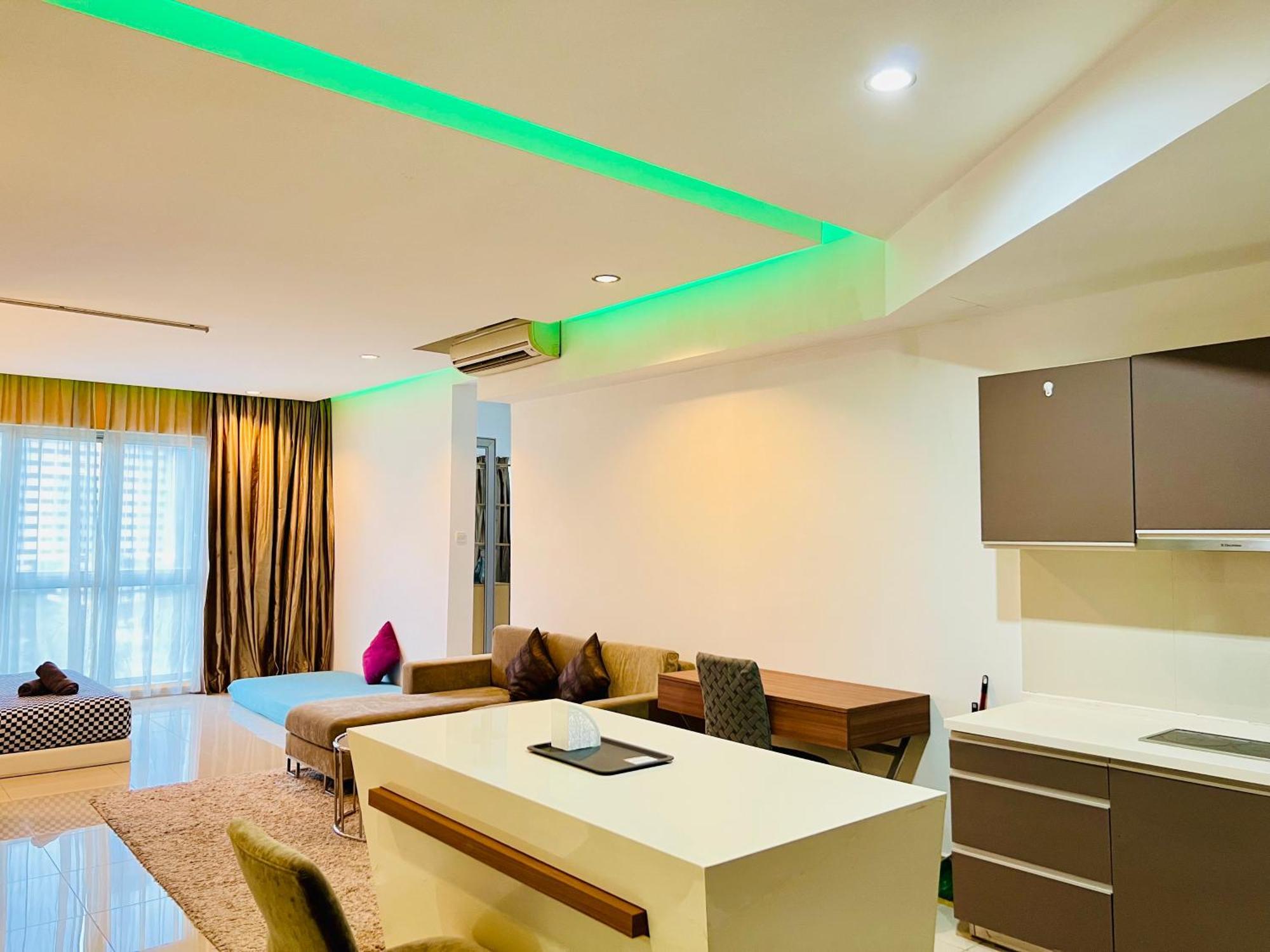 Regalia & By Enjoy Your Apartemen Kuala Lumpur